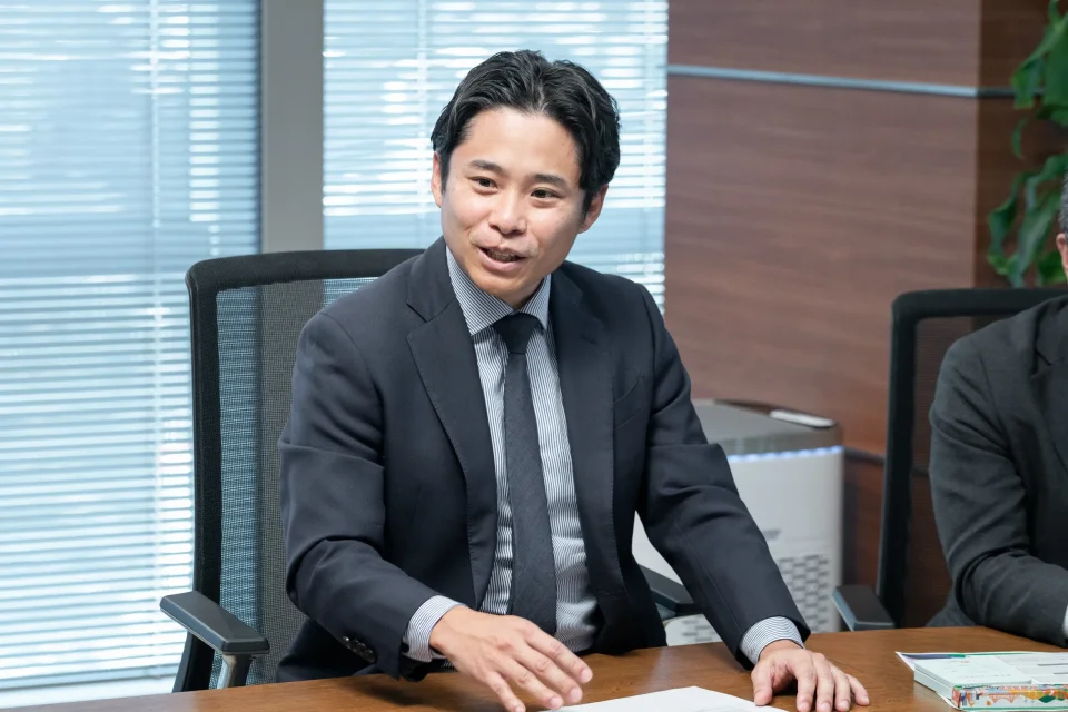 伊藤忠丸紅鉄鋼　揚羽　支援実績　インタビュー